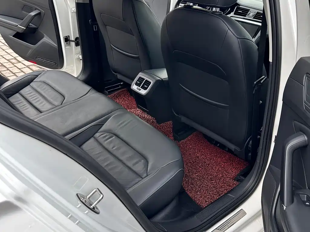 Volkswagen Lamando 330TSI DSG Comfort Edition, фото 9