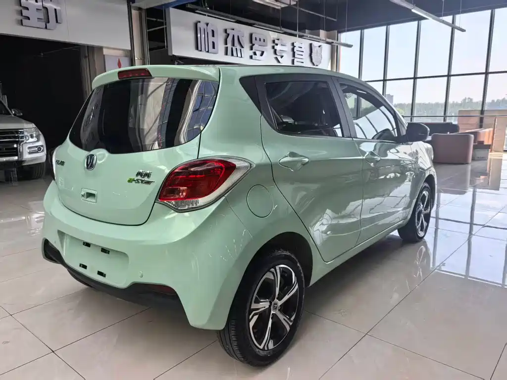 Changan Benben E-Star — миниатюра 4