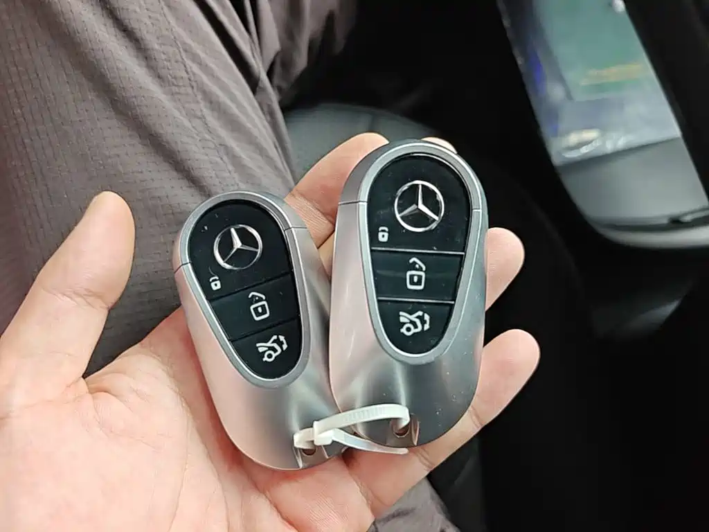 Mercedes-Benz EQS — миниатюра 9