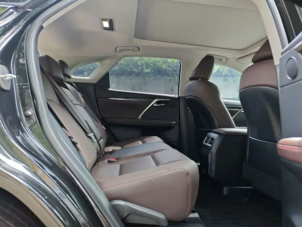 Lexus RX — миниатюра 6