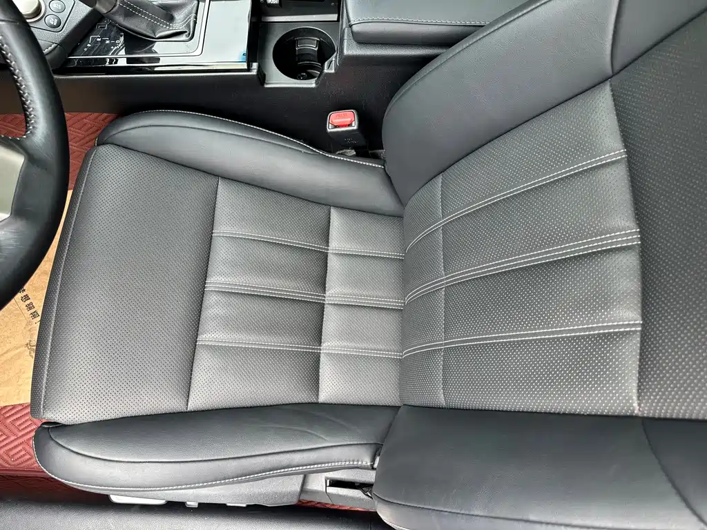 Lexus ES — миниатюра 13