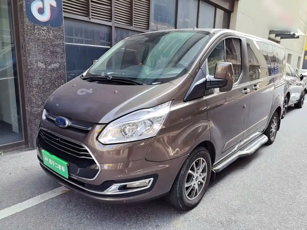 Ford Tourneo — миниатюра 2