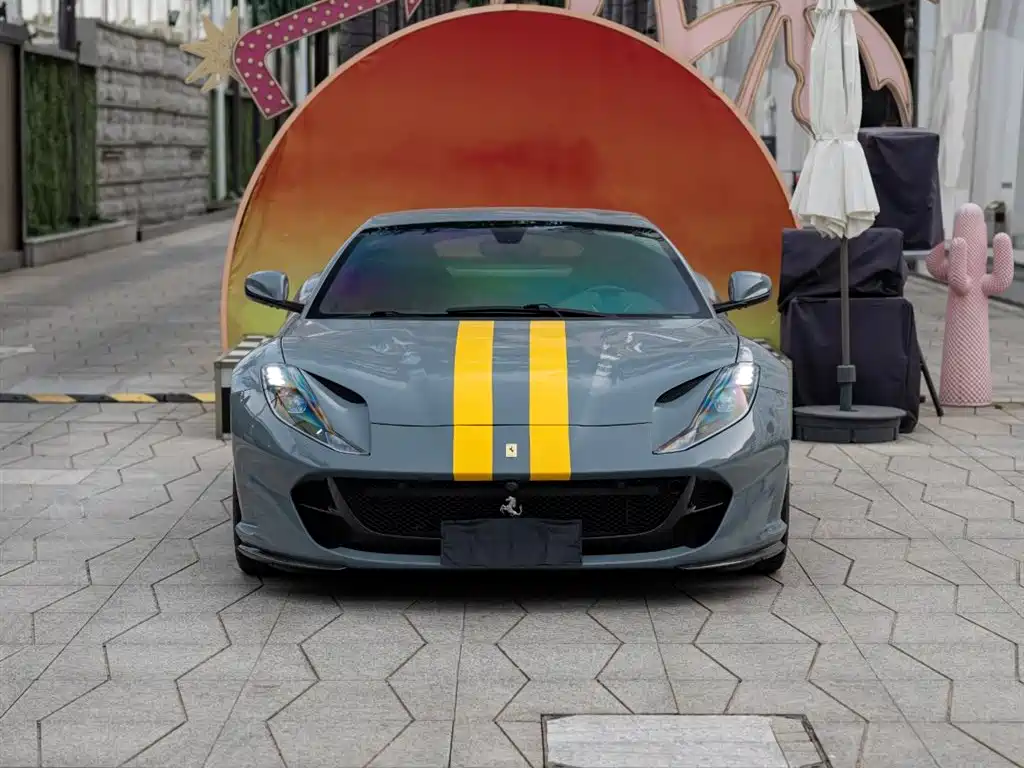 Ferrari 812 2017 6.5L Superfast