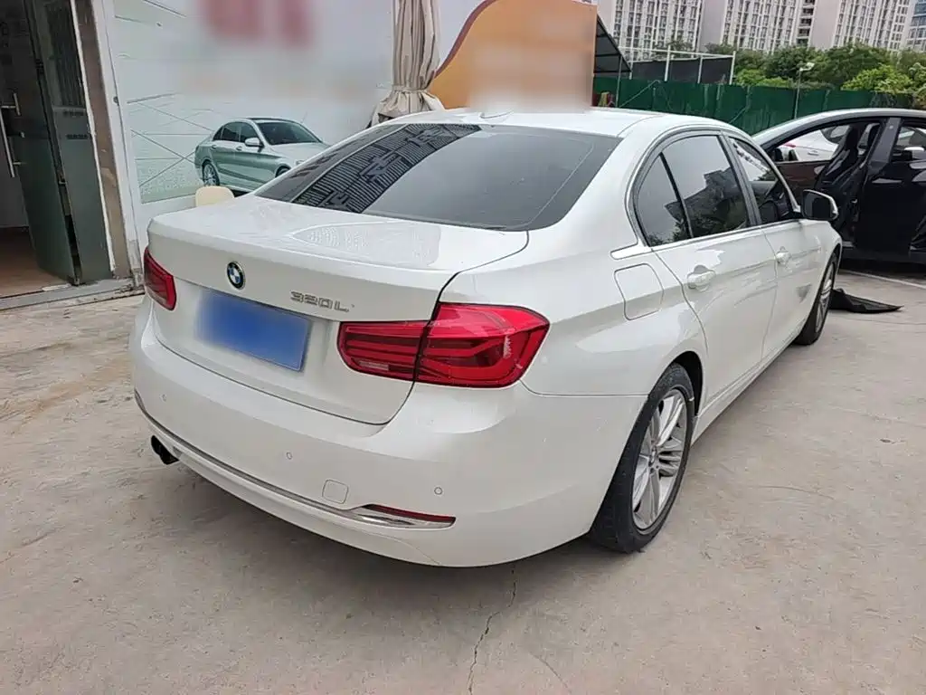 BMW 3 Series — миниатюра 7
