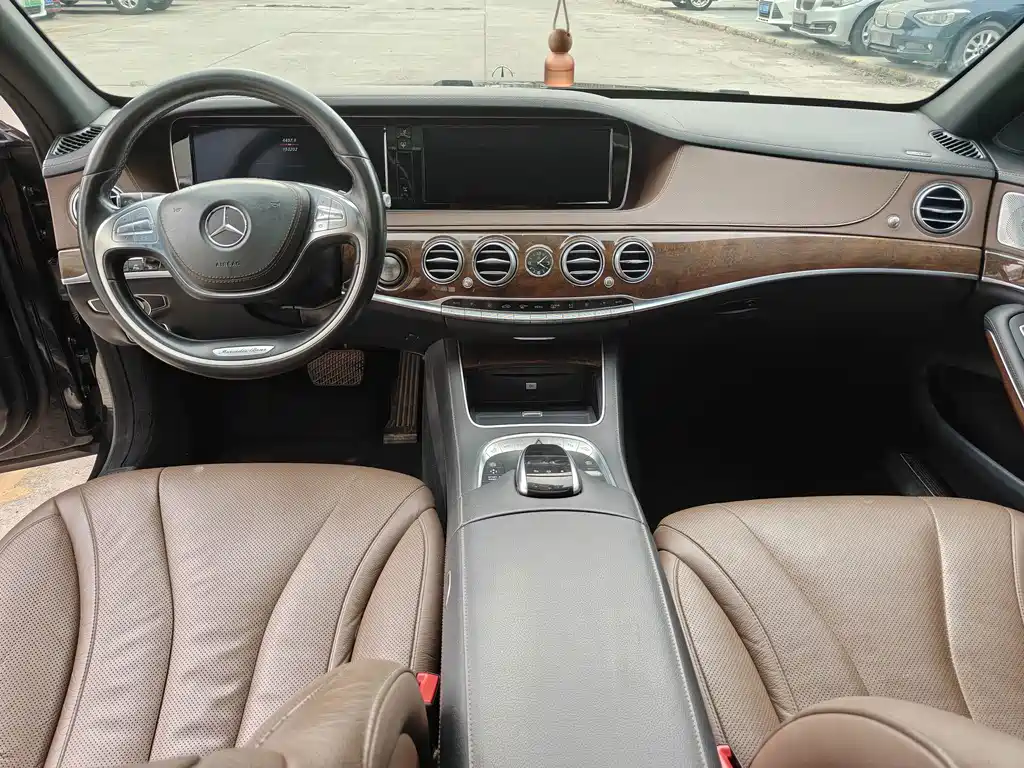 Mercedes-Benz S-Class — миниатюра 8
