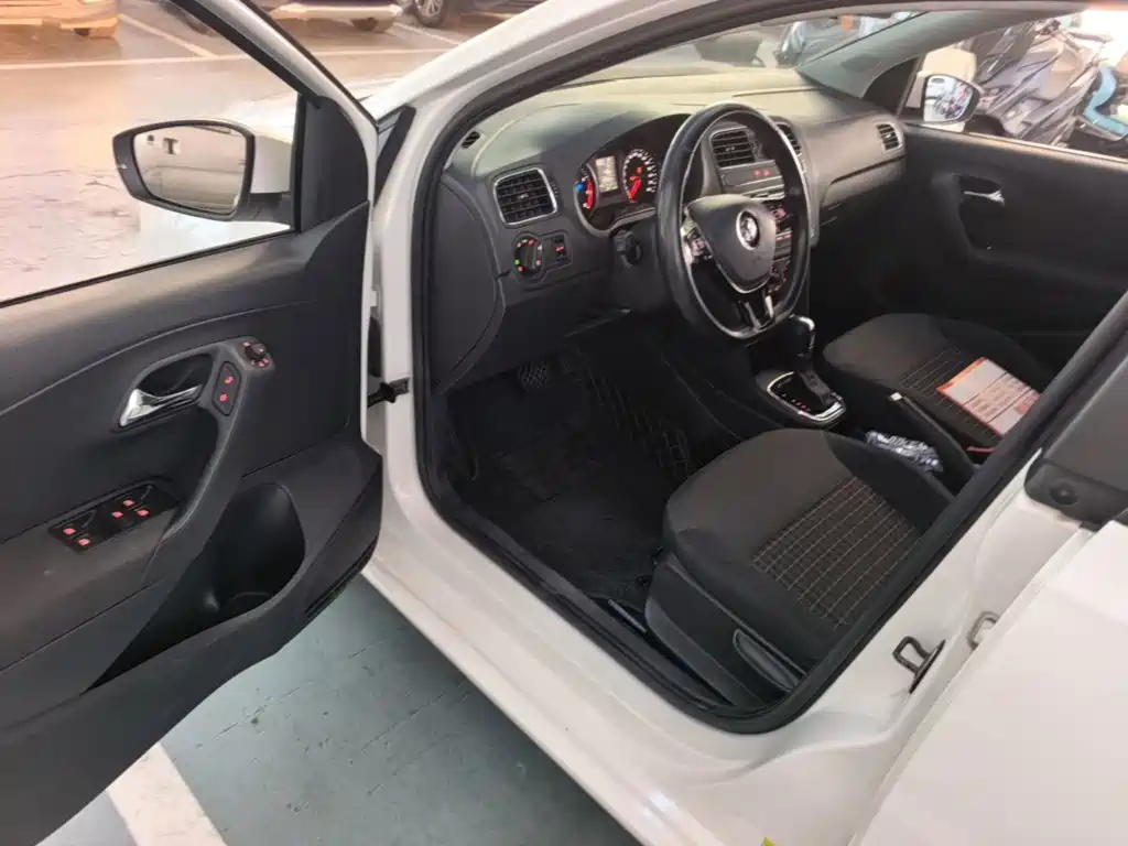 Volkswagen Polo — миниатюра 16