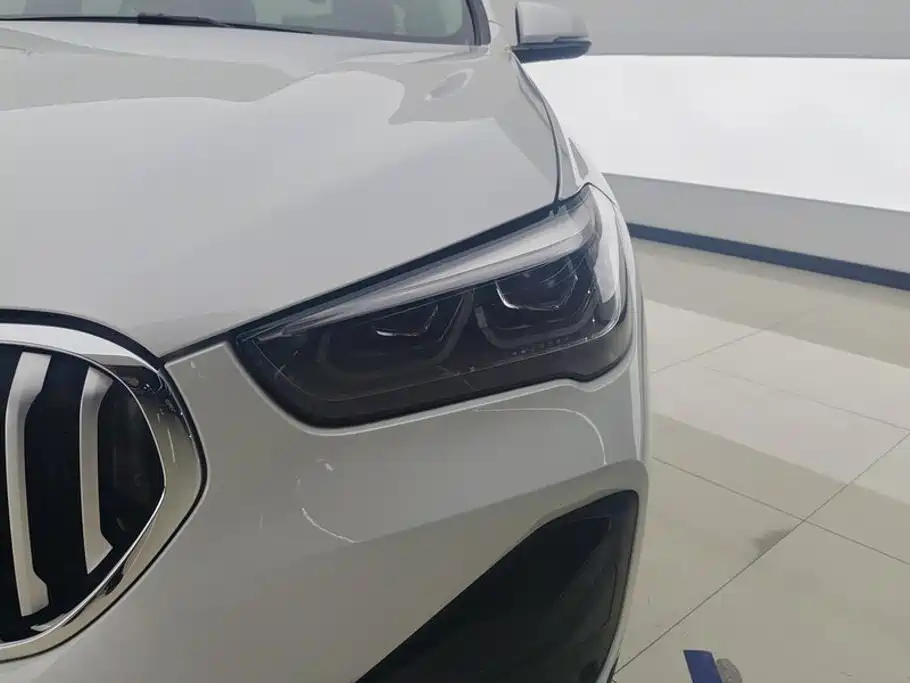 BMW X1 — миниатюра 5