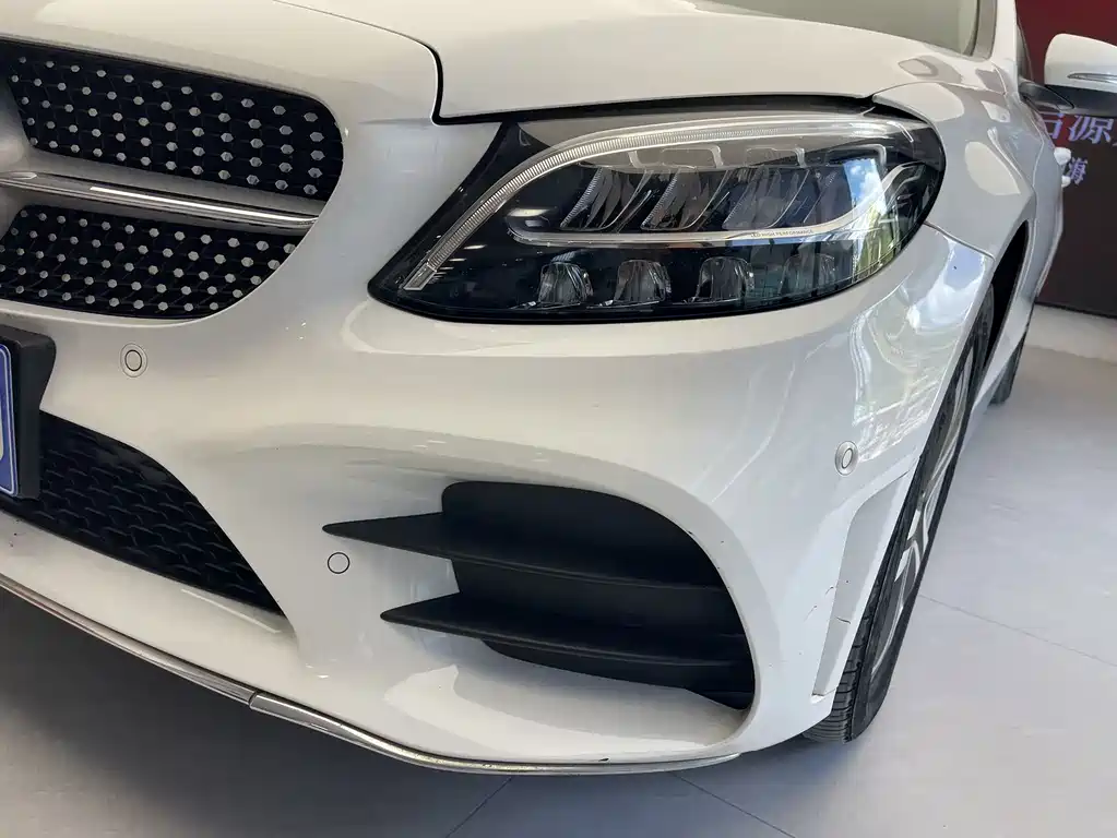 Mercedes-Benz C-Class — миниатюра 17