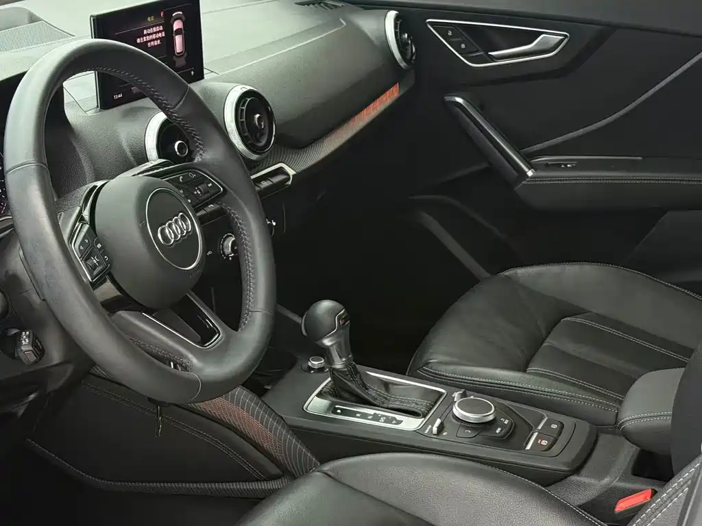 Audi Q2L — фотографии объявления, Фото 13