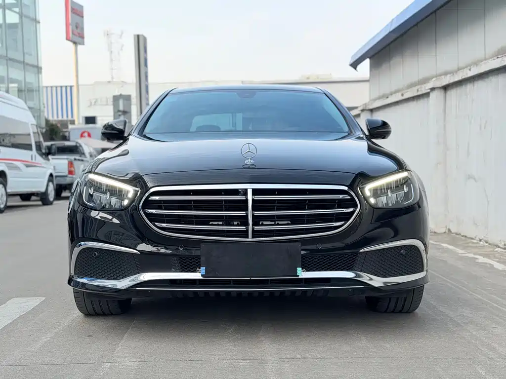 Mercedes-Benz E-Class E 2022 E 300 L Fashion