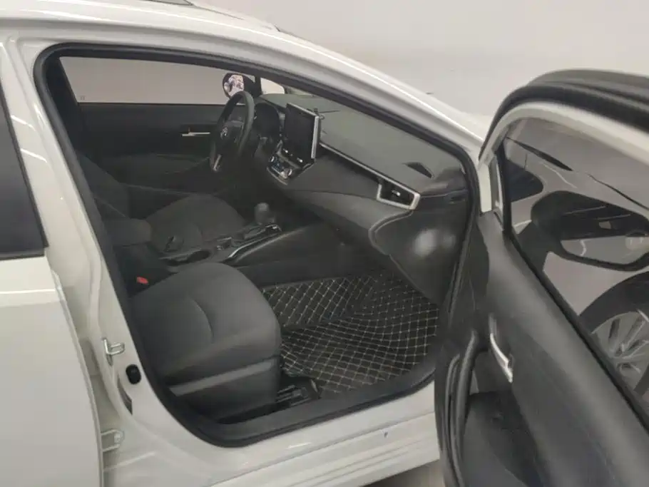 Toyota Corolla — миниатюра 8