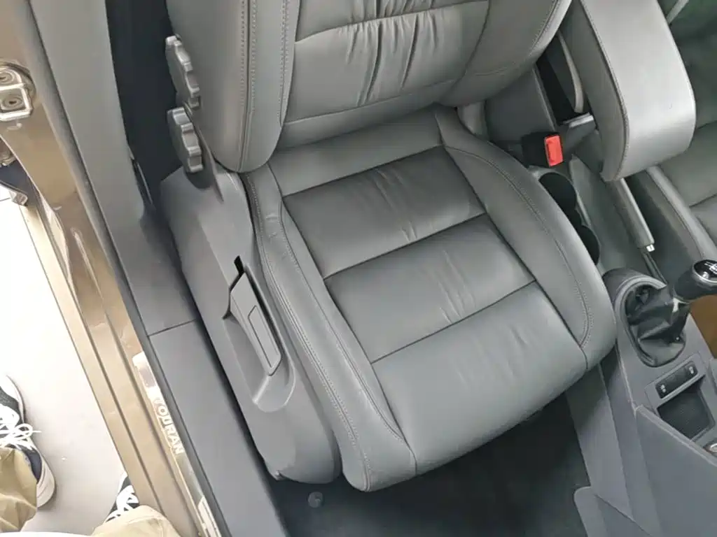 Volkswagen Touran — миниатюра 25