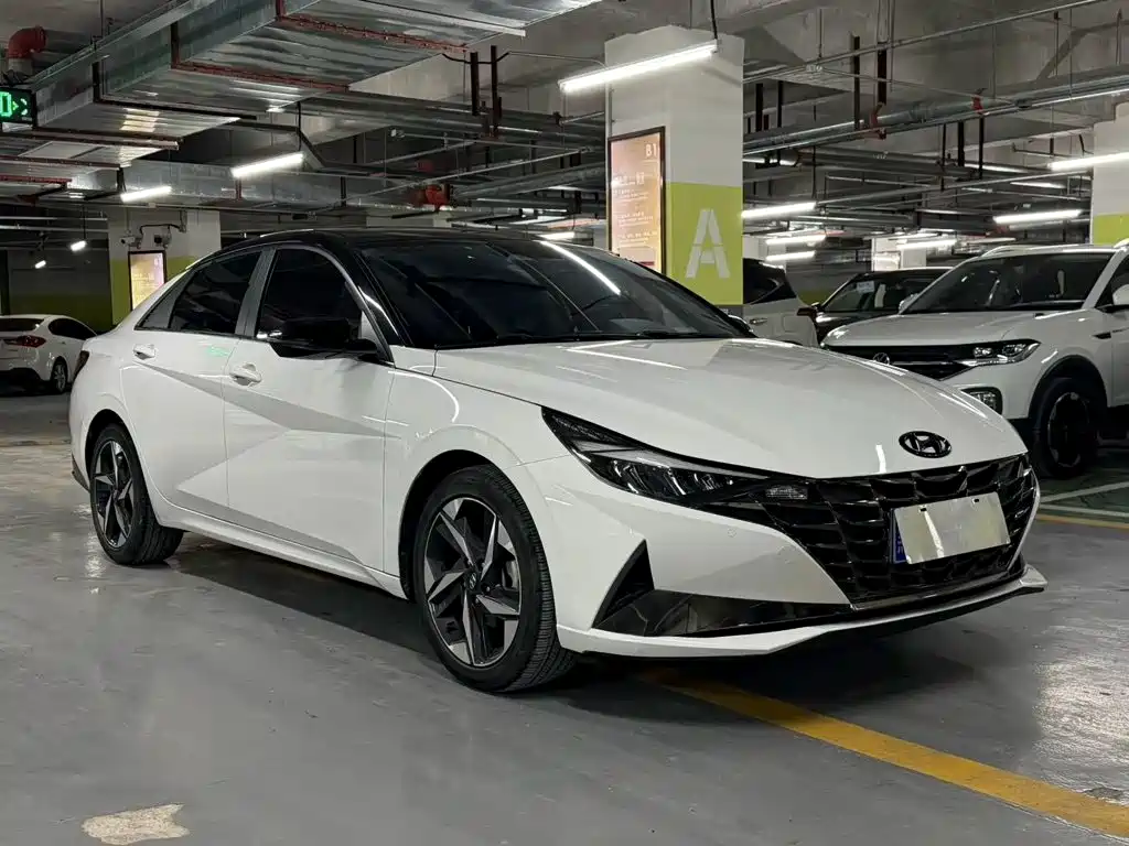 Hyundai Elantra — миниатюра 2