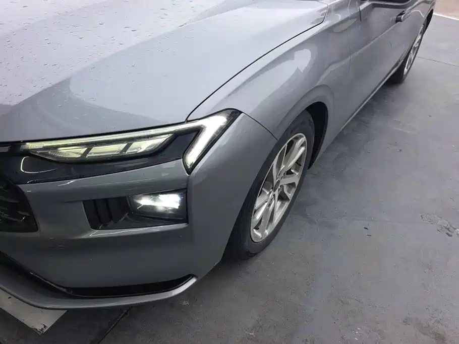 Ford Mondeo — миниатюра 5