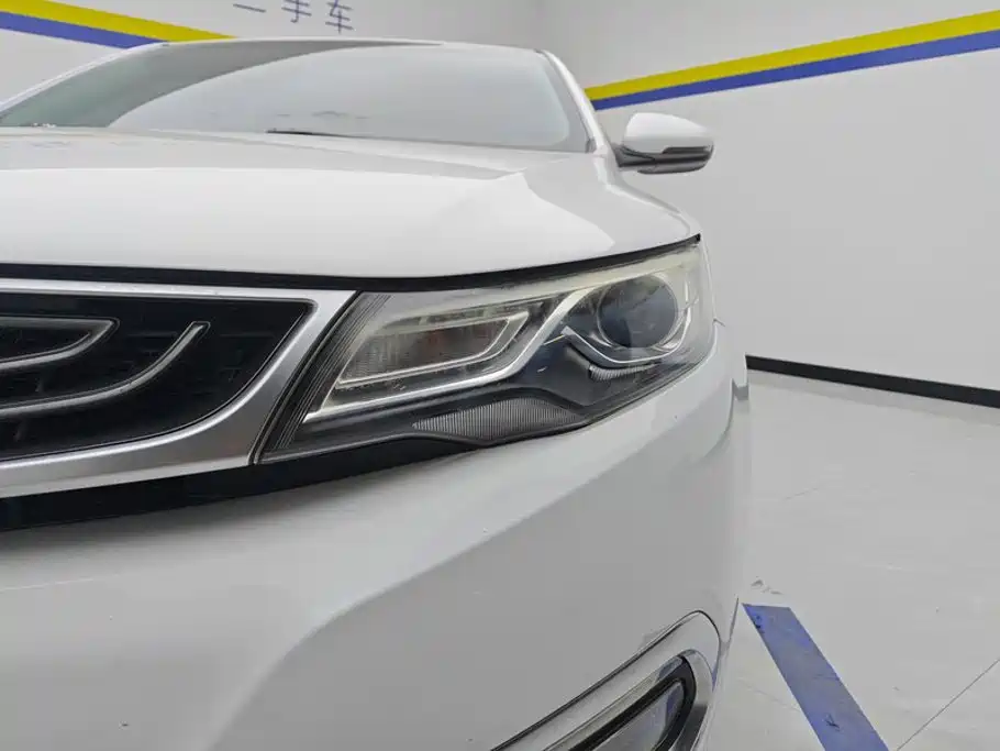 Geely Emgrand GL — миниатюра 5