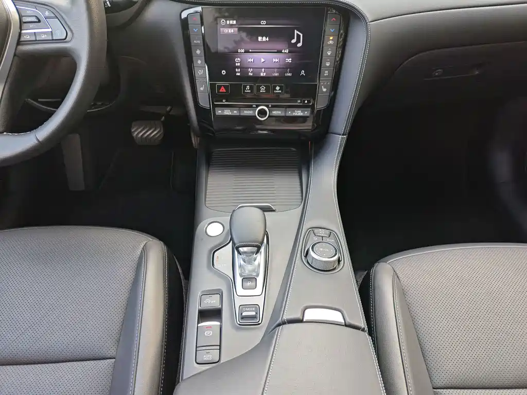 Infiniti QX50 — миниатюра 17