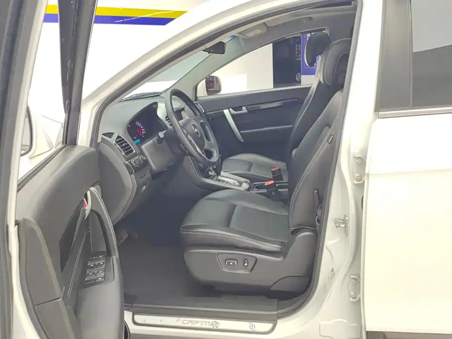 Chevrolet Captiva — миниатюра 9