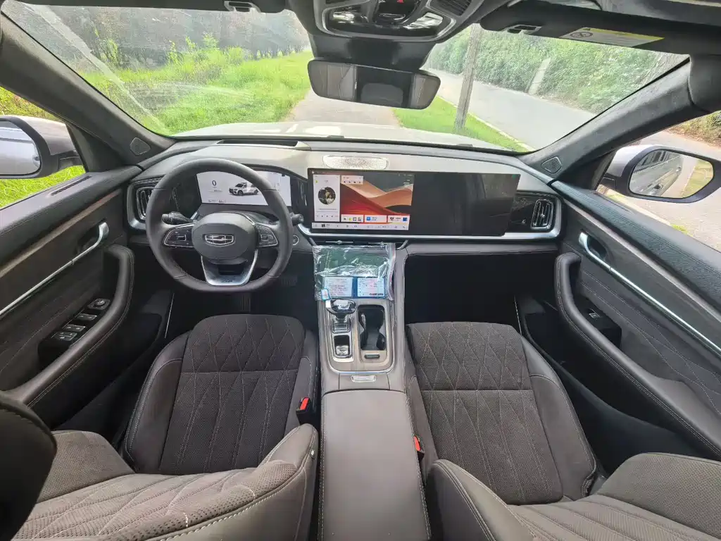 Geely Xingyue L — миниатюра 5