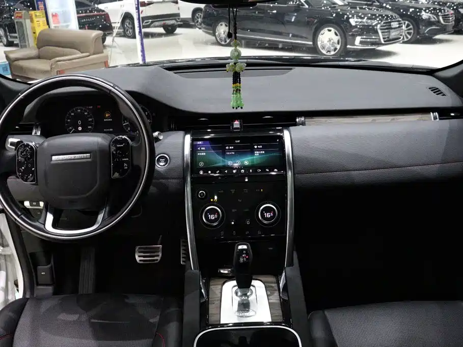 Land Rover Discovery Sport — миниатюра 9