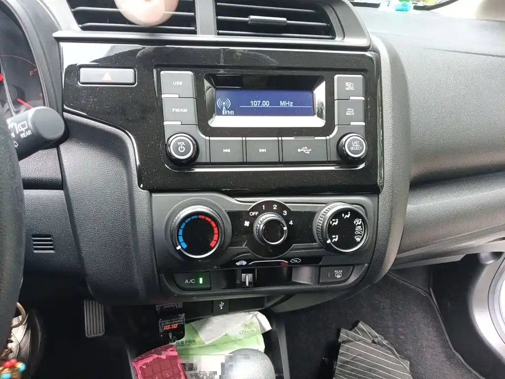 Honda Fit — миниатюра 14