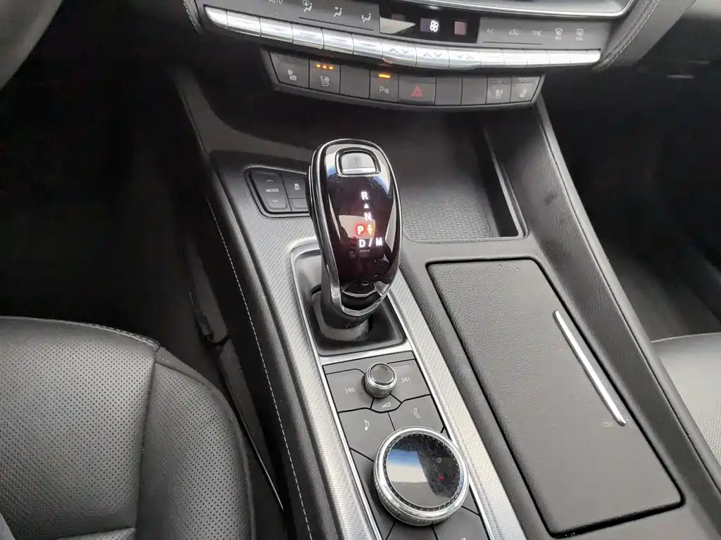 Cadillac CT5 — миниатюра 13