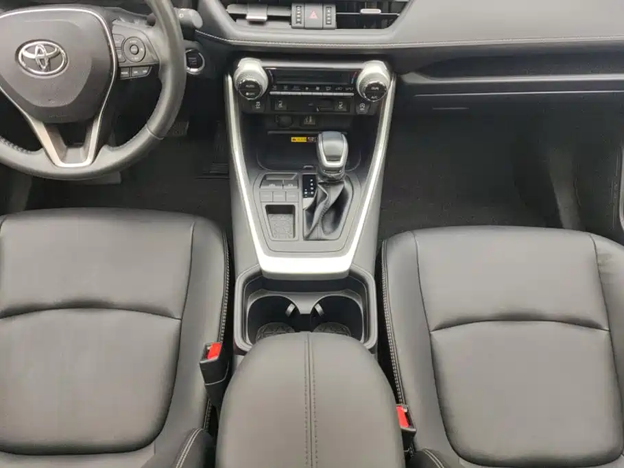 Toyota RAV4 — миниатюра 16