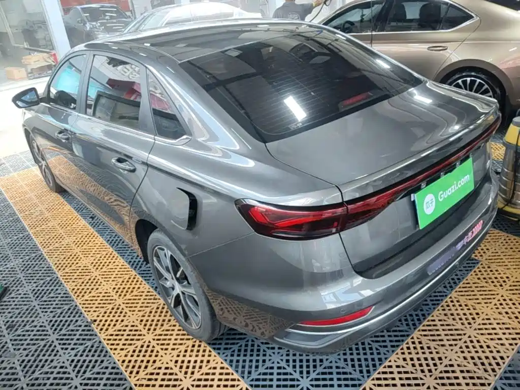 Geely Emgrand — миниатюра 5