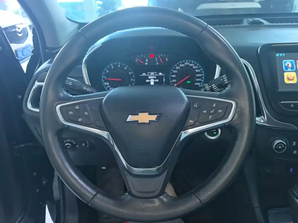 Chevrolet Equinox — миниатюра 11