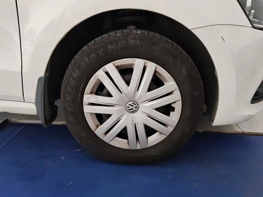 Volkswagen Polo — миниатюра 6