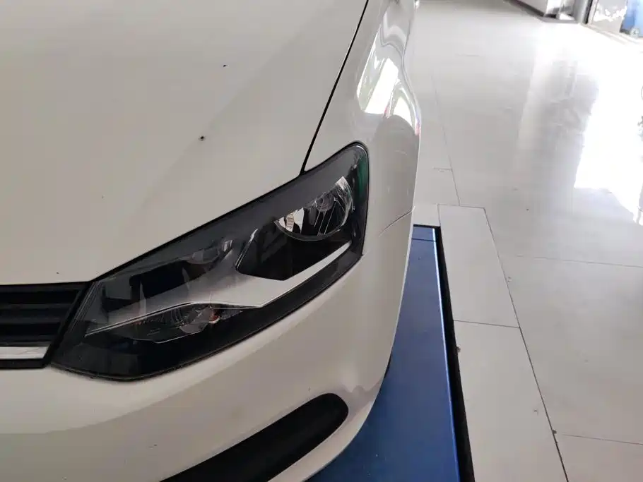 Volkswagen Polo — миниатюра 5