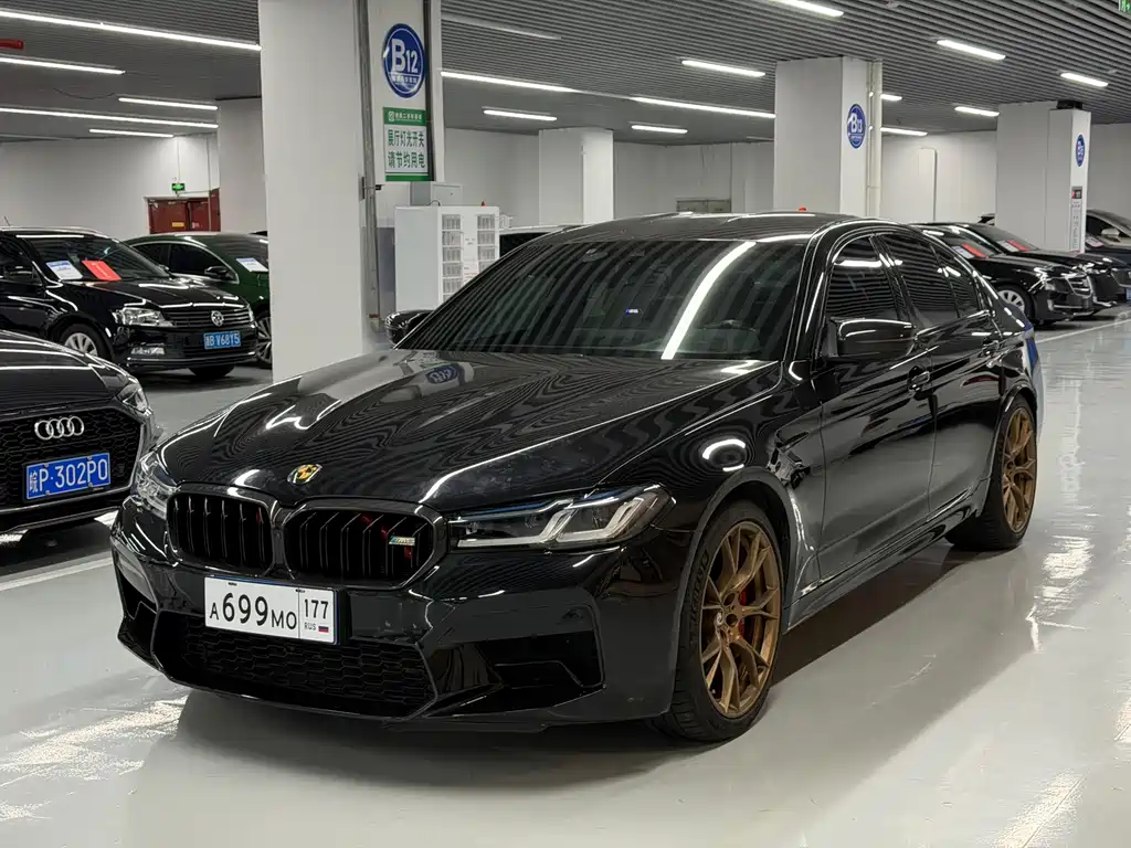BMW M5