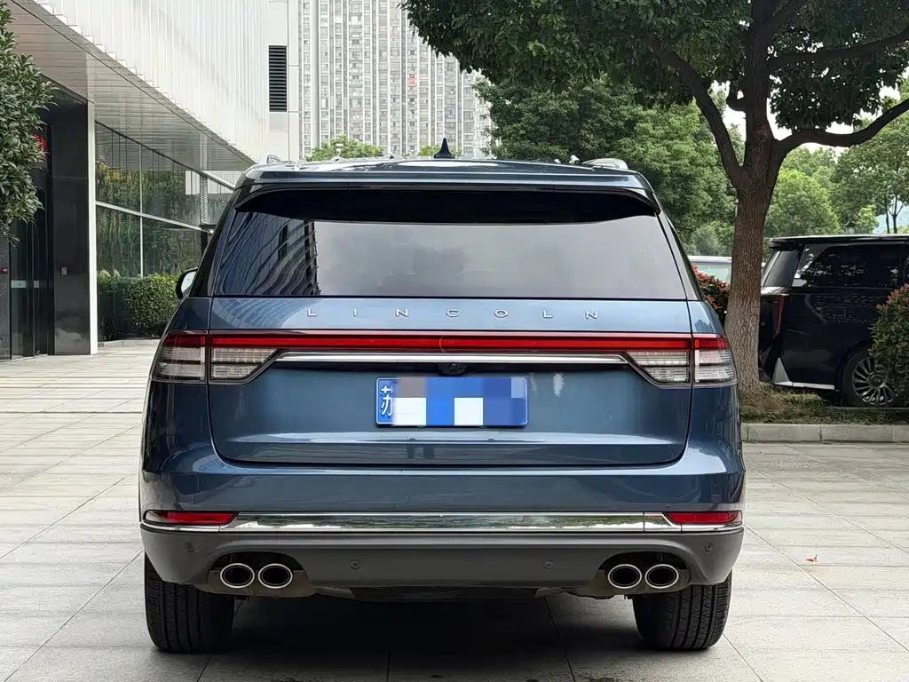 Lincoln Aviator (Import) — миниатюра 6