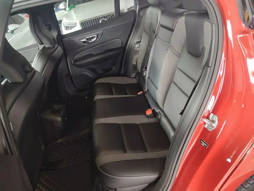 Volvo S60 — миниатюра 17