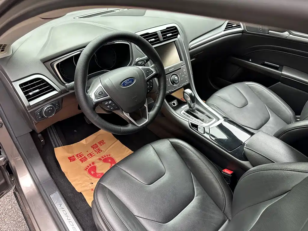Ford Mondeo — миниатюра 11