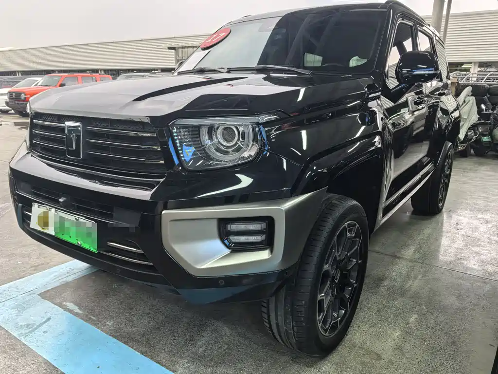 TANK TANK 700 NEW ENERGY