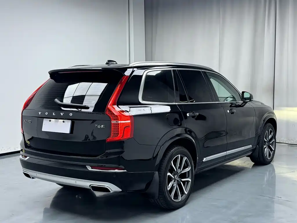 Volvo XC90 — миниатюра 2