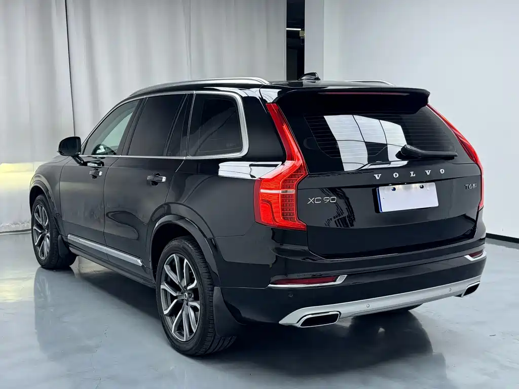 Volvo XC90 — миниатюра 4