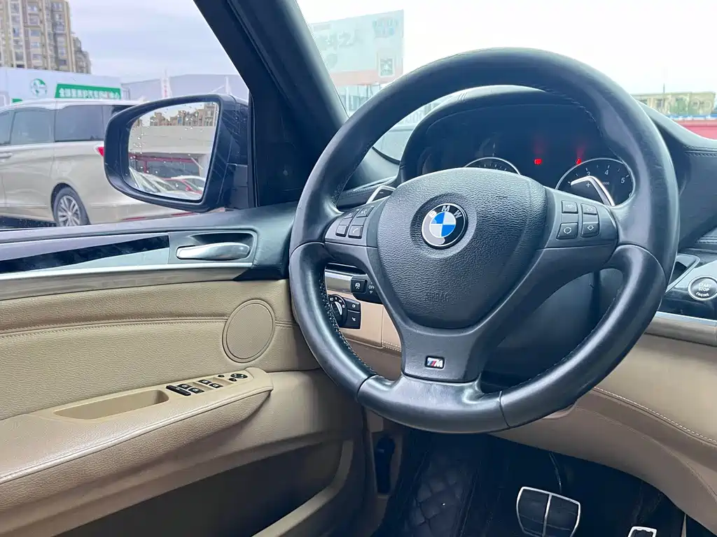 BMW X5 (Import) — миниатюра 17