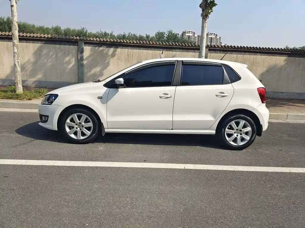 Volkswagen Polo — миниатюра 16