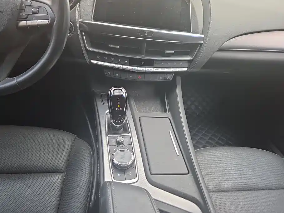 Cadillac CT5 — миниатюра 16