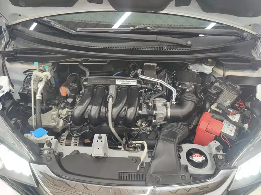 Honda Fit — миниатюра 10