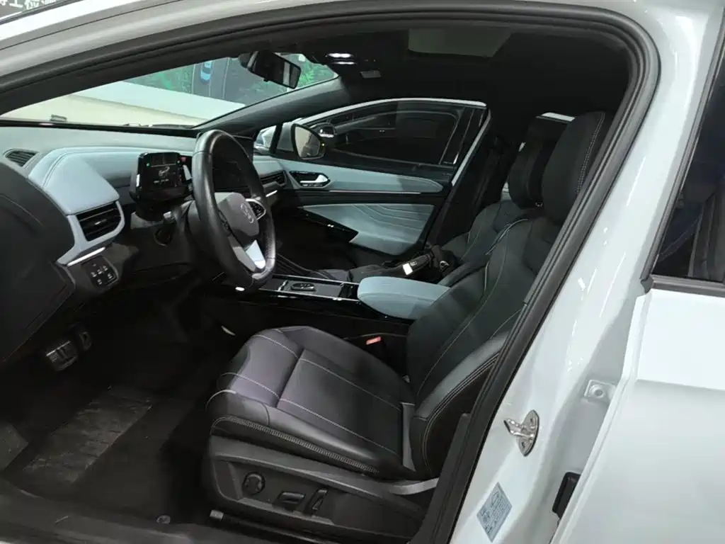 Volkswagen ID.4 X — миниатюра 15