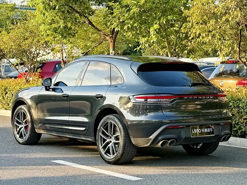 Porsche Macan — миниатюра 4