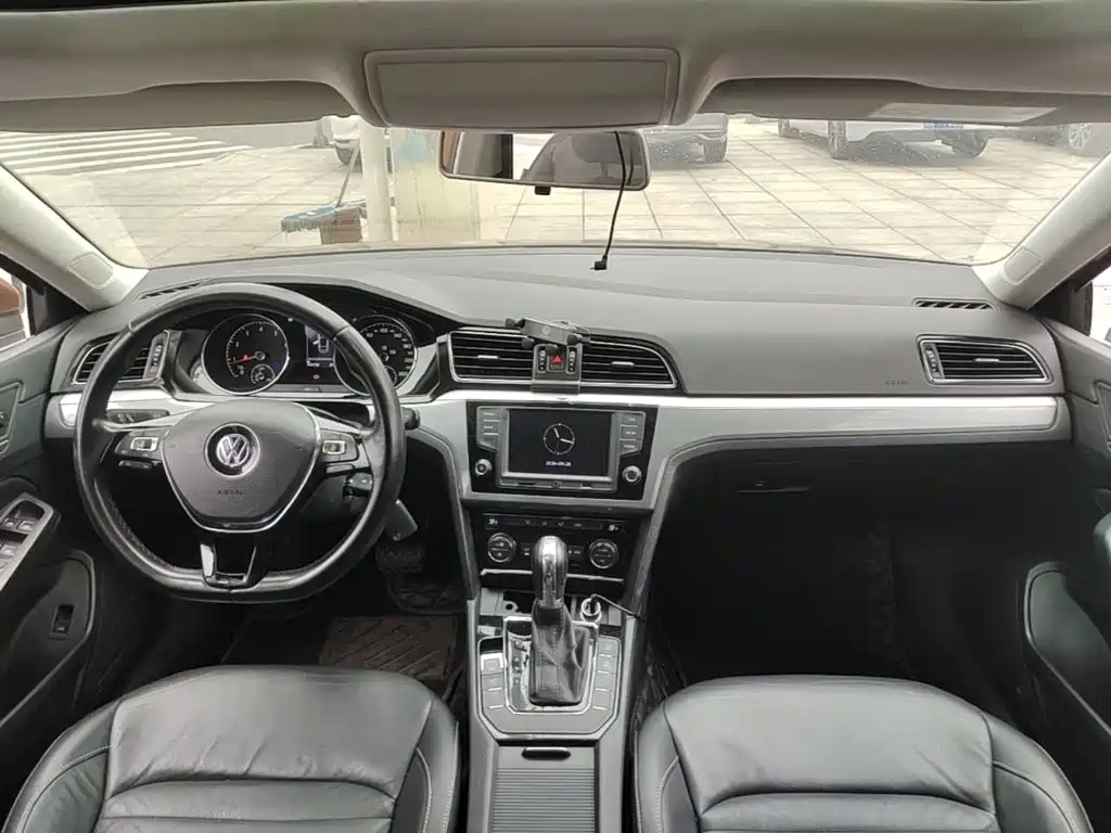 Volkswagen Lamando — миниатюра 10