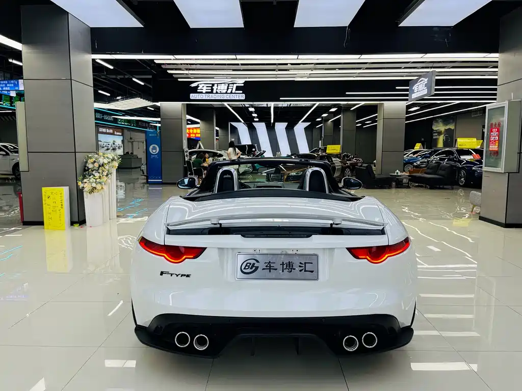 Jaguar F-TYPE — миниатюра 6