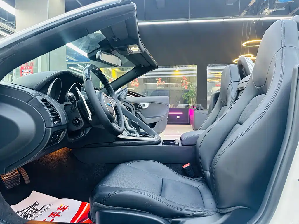 Jaguar F-TYPE — миниатюра 8