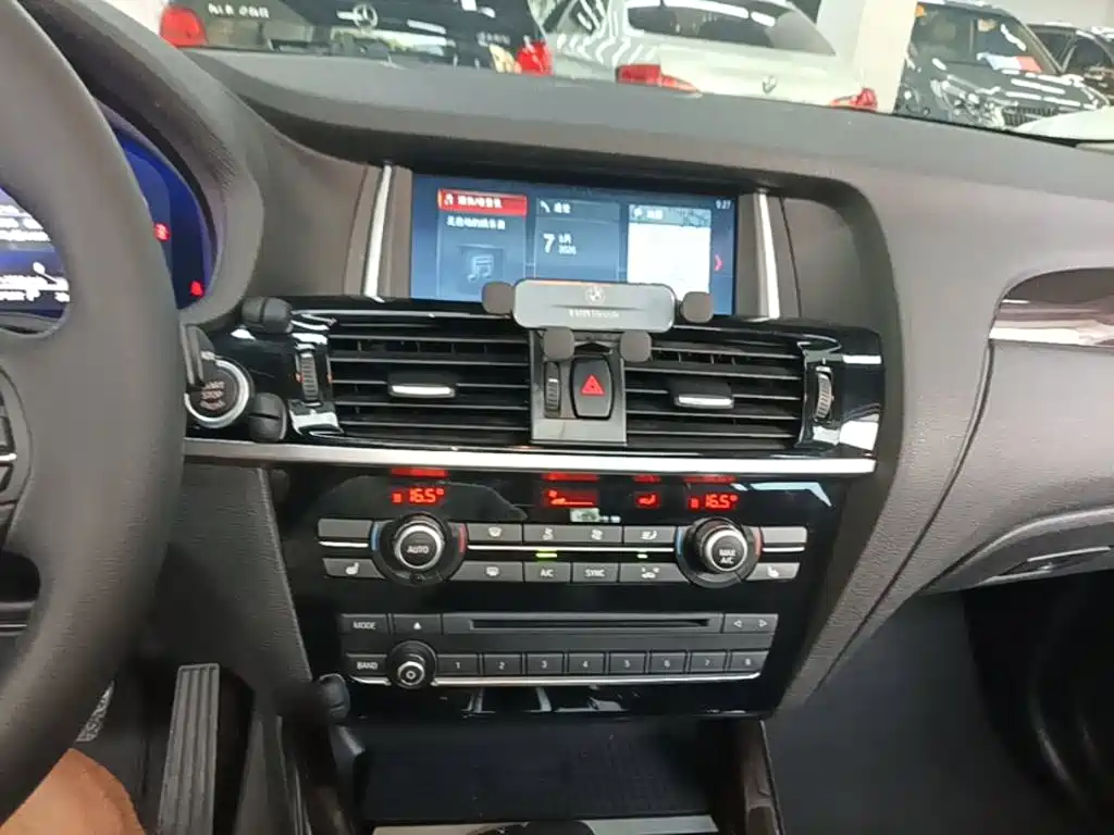 BMW X3 (Import) — миниатюра 13