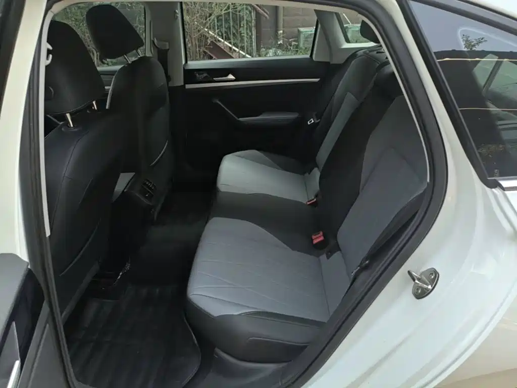 Volkswagen Lavida — миниатюра 17