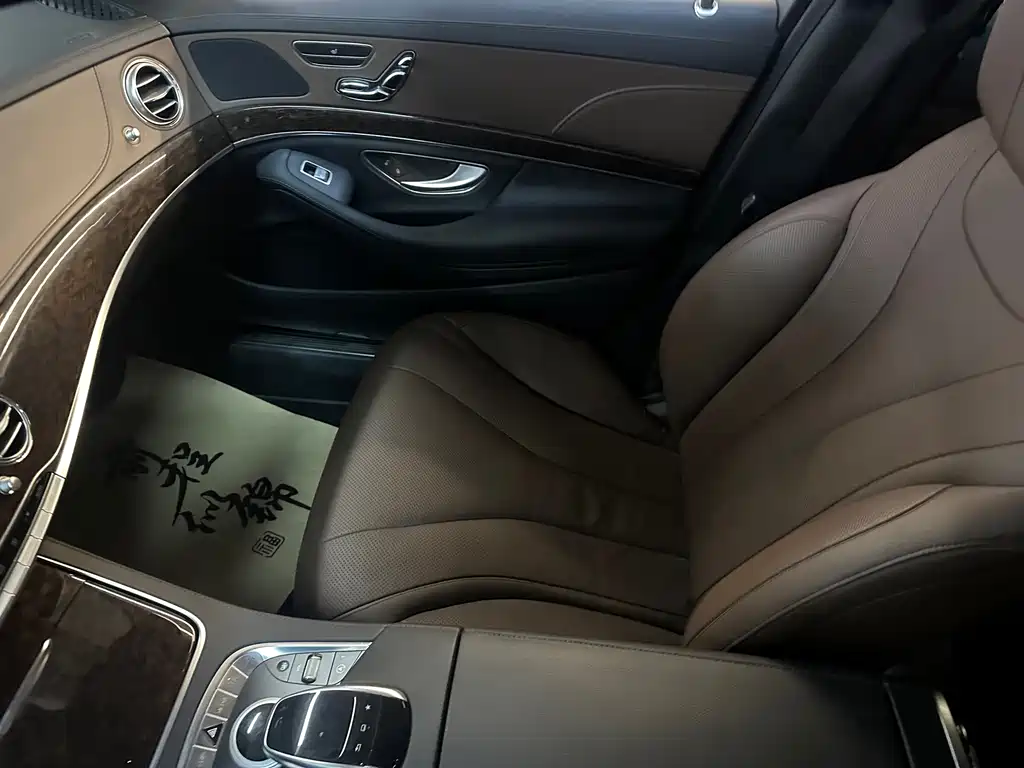 Mercedes-Benz S-Class — миниатюра 6