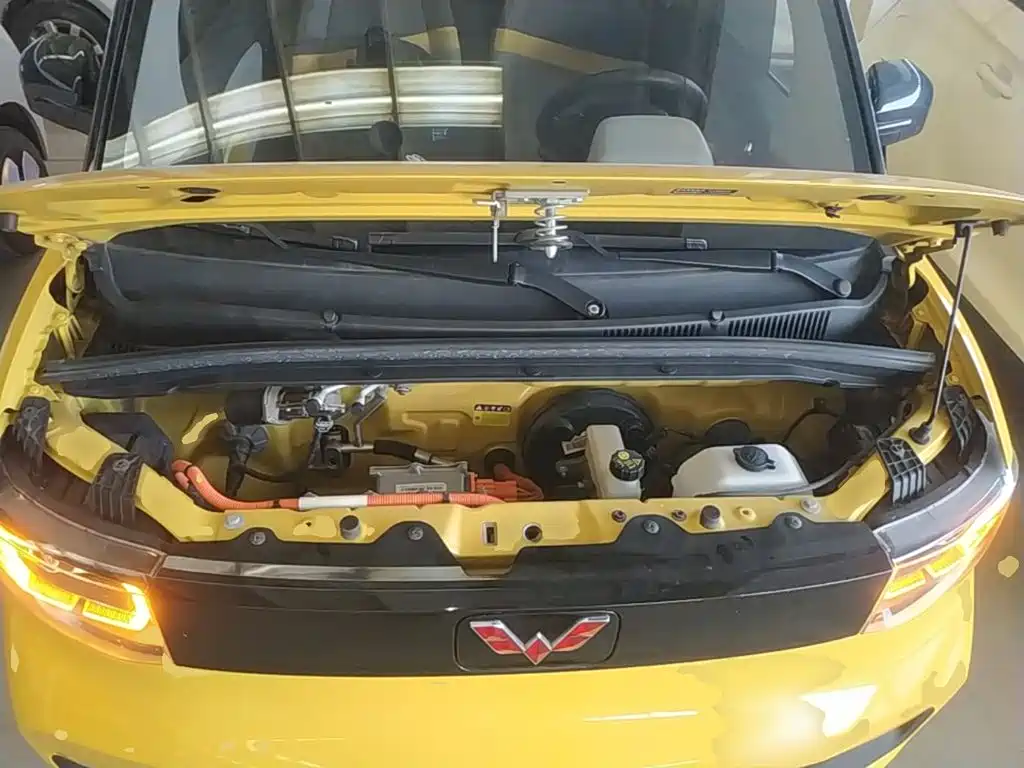 Wuling MINIEV — миниатюра 20
